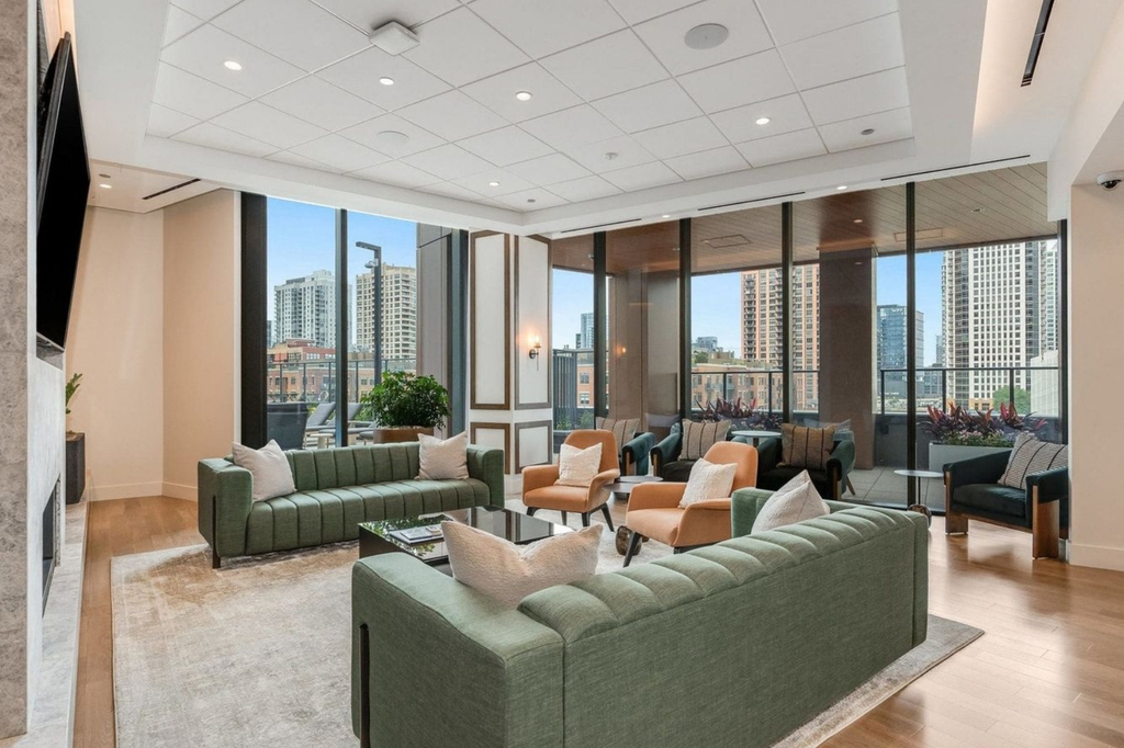 350 N Canal Street - Photo 14