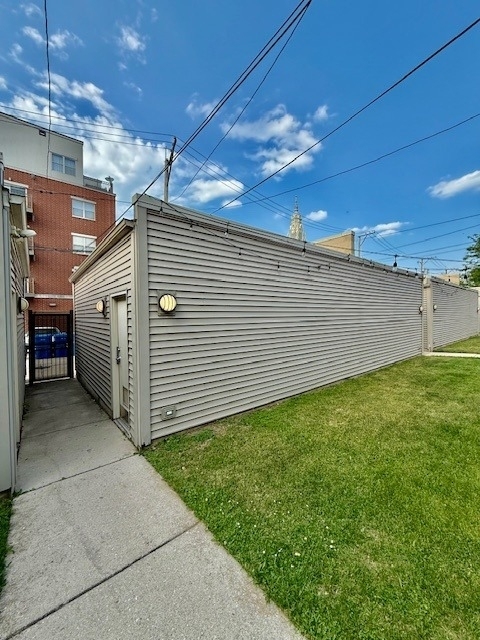 1138 W Washburne Avenue - Photo 17