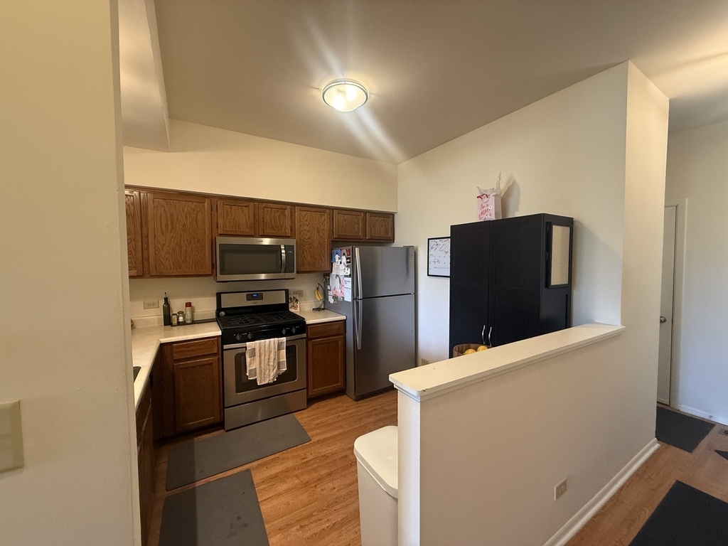 348 Fallbrook Court - Photo 4