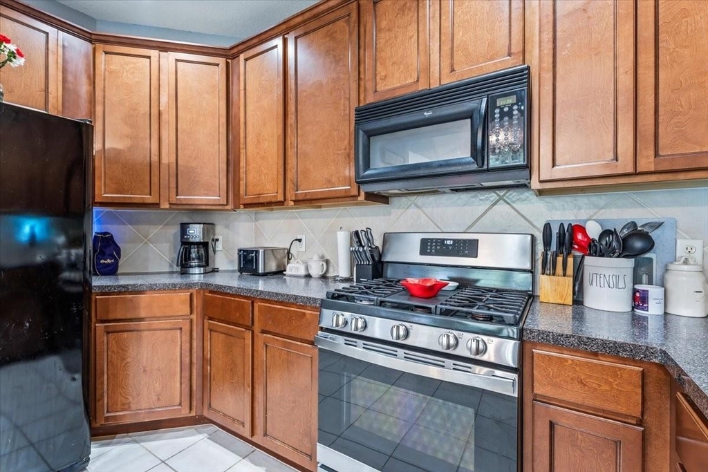 6803 Kotlan Court - Photo 25