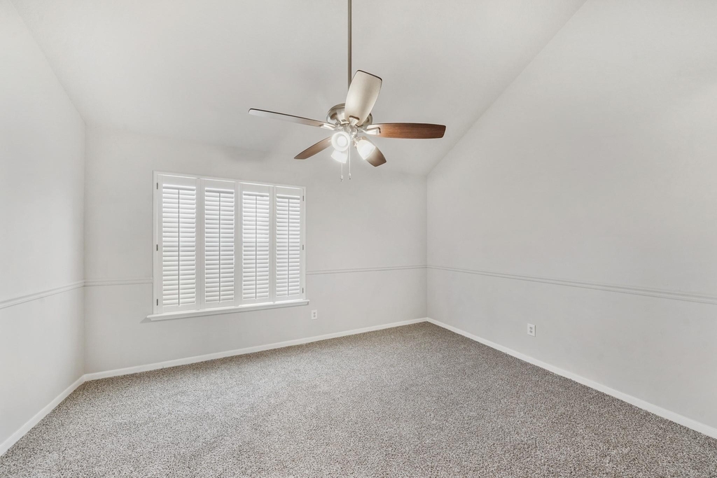 2930 Grants Lake Boulevard - Photo 5