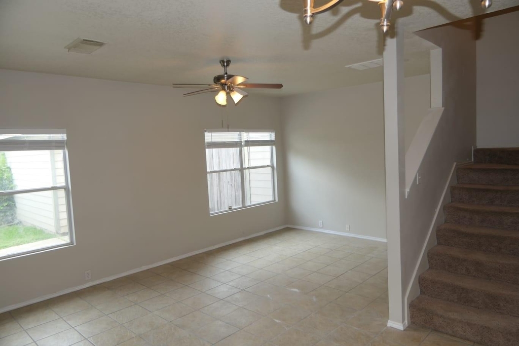 2114 Village Crossing Trail - Photo 10