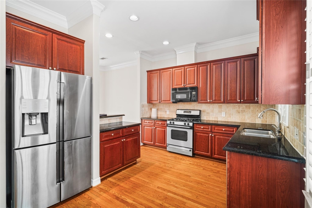 2150 Bancroft Street - Photo 14