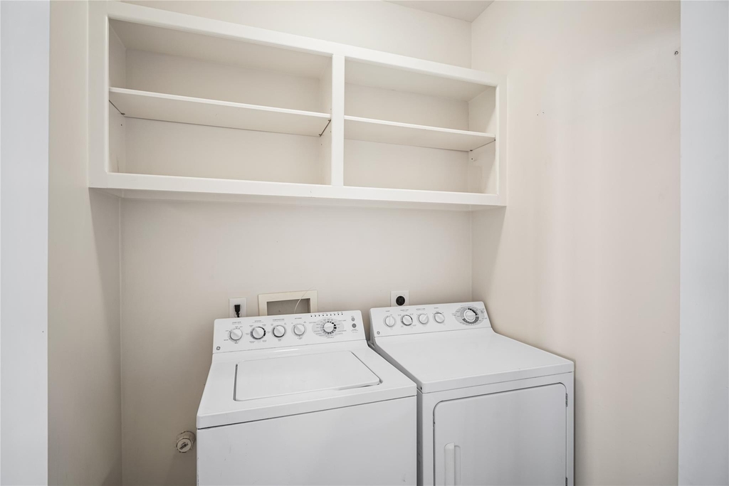 2150 Bancroft Street - Photo 3