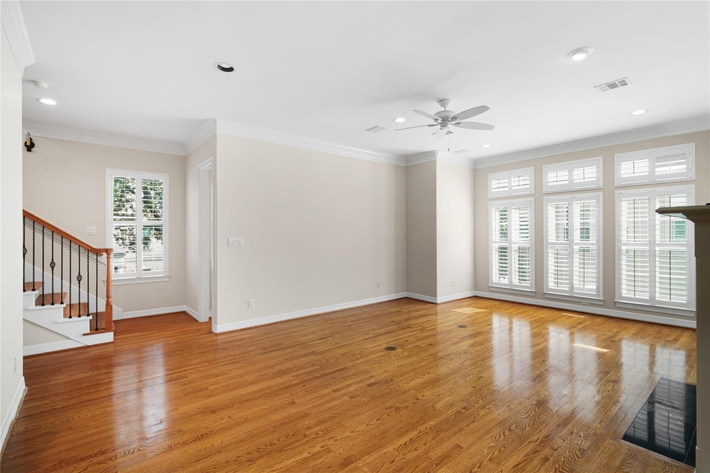 2150 Bancroft Street - Photo 8