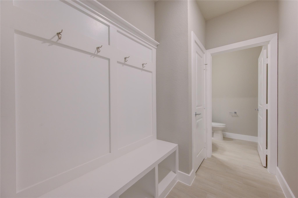 1709 Summerlyn - Photo 5