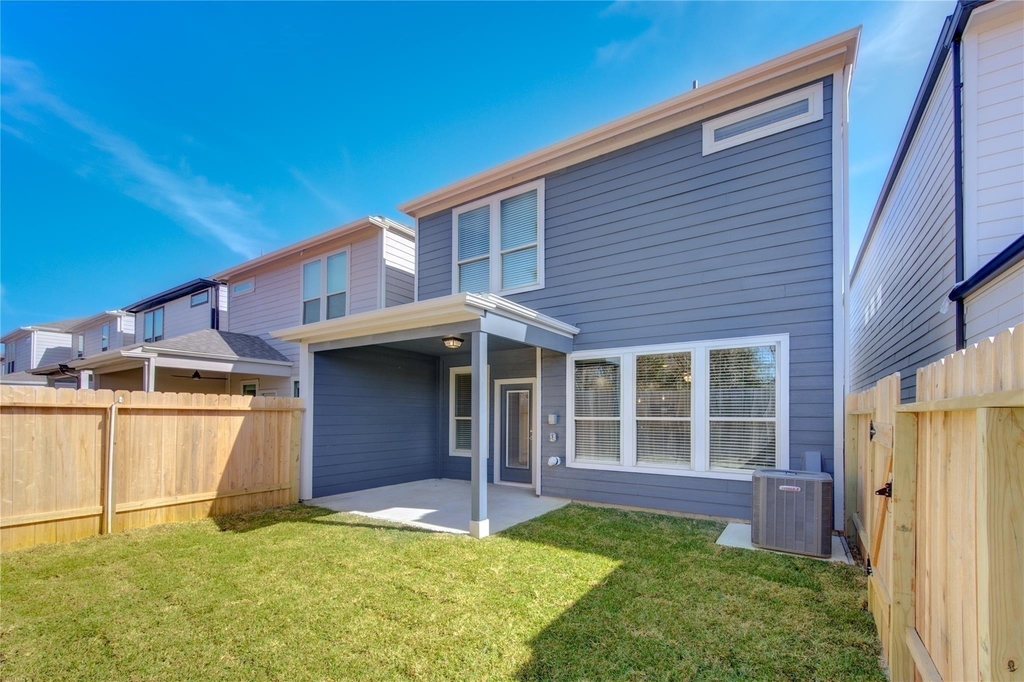1709 Summerlyn - Photo 42