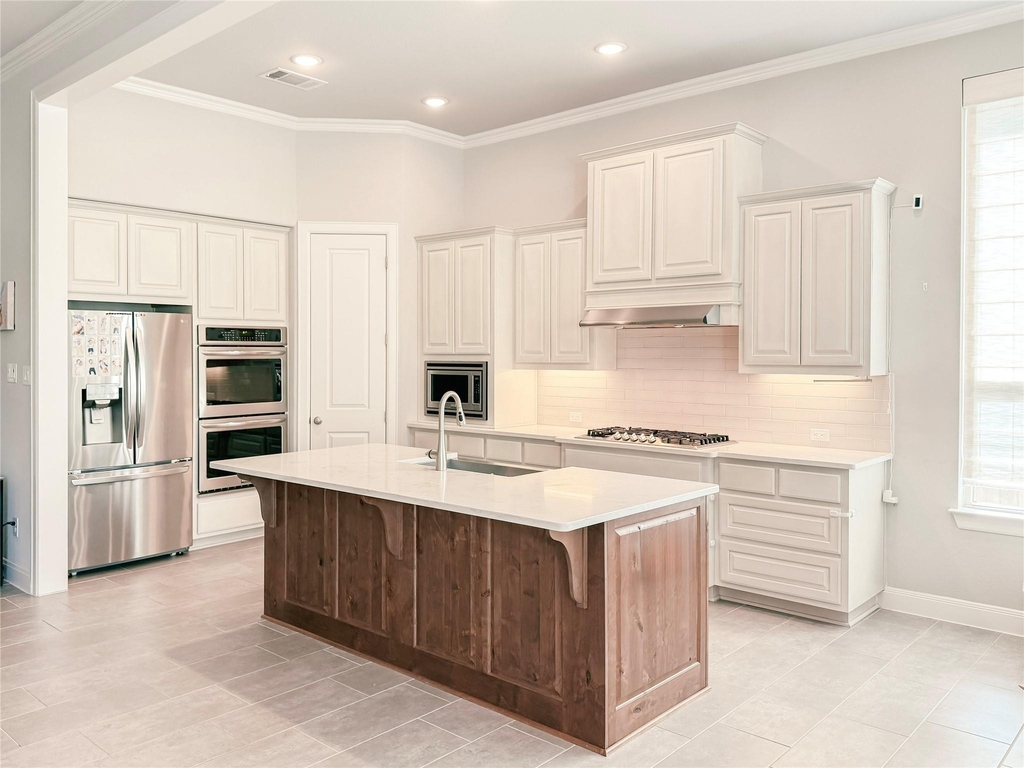 2416 Belen Dr - Photo 3