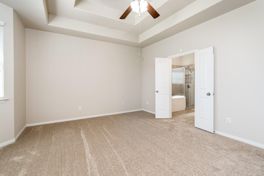 22918 Caverly Lane - Photo 13