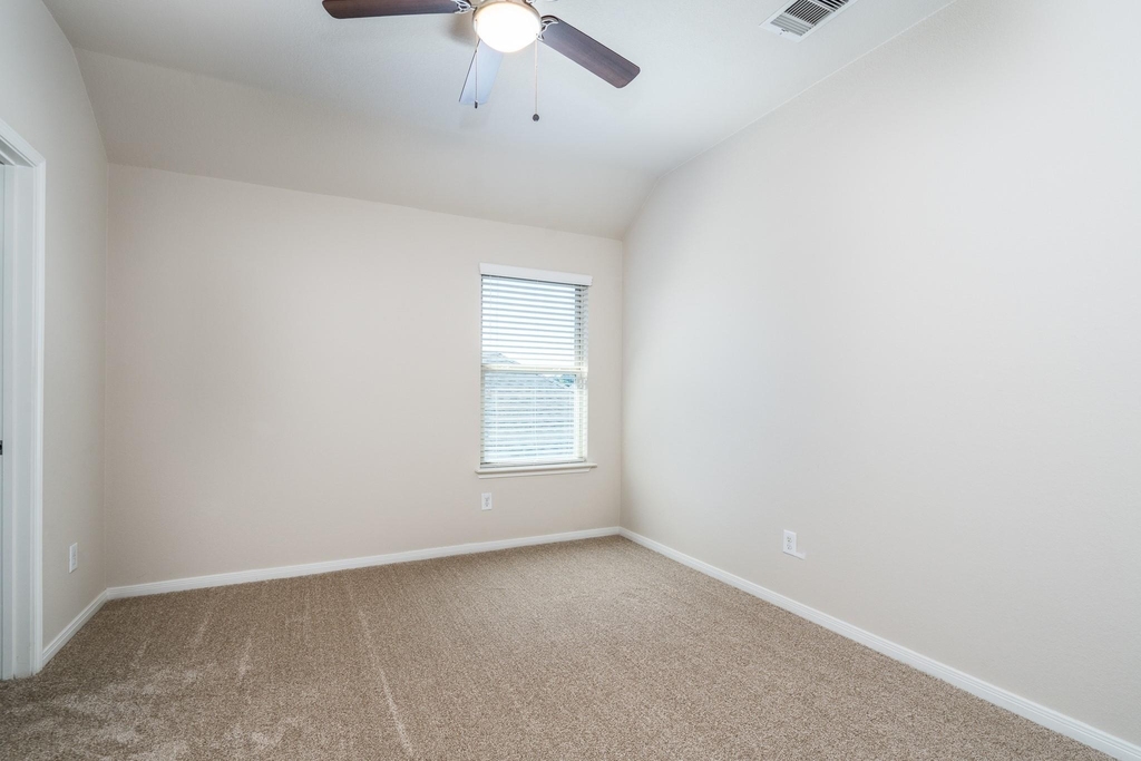 22918 Caverly Lane - Photo 22