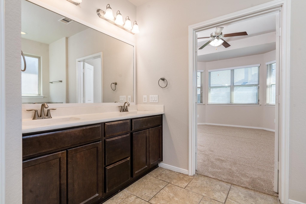 22918 Caverly Lane - Photo 15