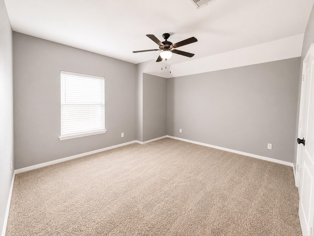 28547 Lockeridge Springs Drive - Photo 15