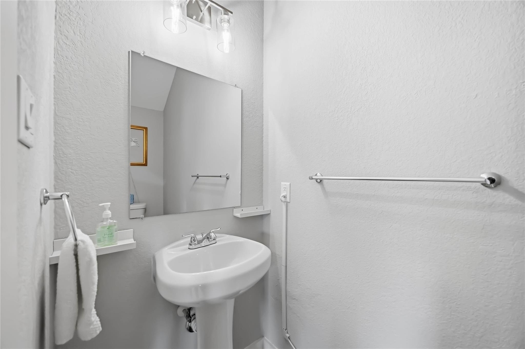 5403 Amy Street - Photo 11