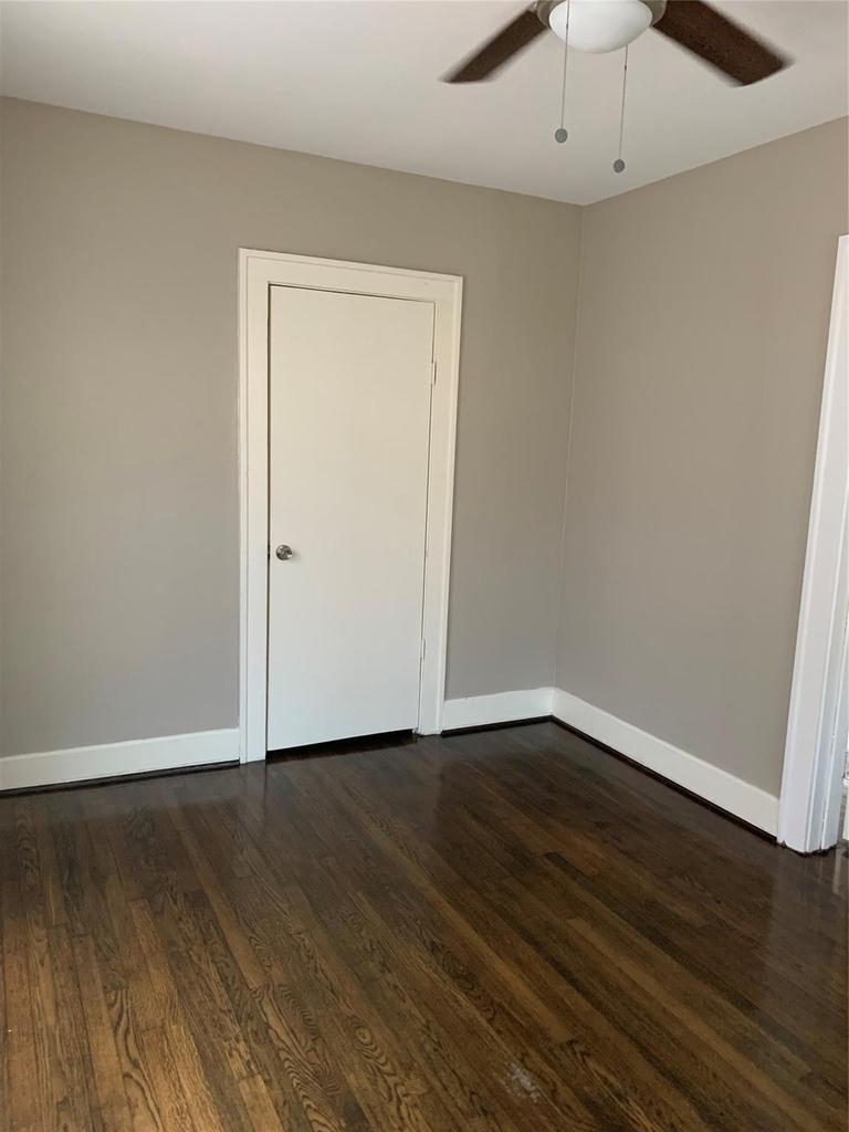 2112 Berry Street - Photo 5