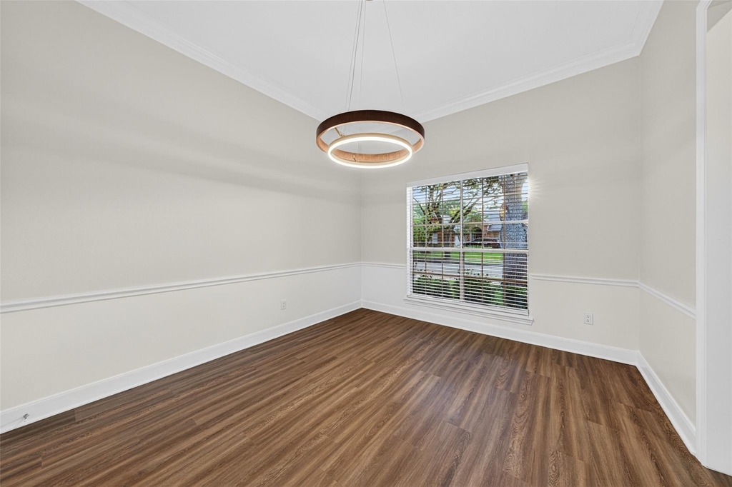 2015 Rosalyn Court - Photo 4
