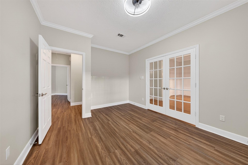 2015 Rosalyn Court - Photo 7