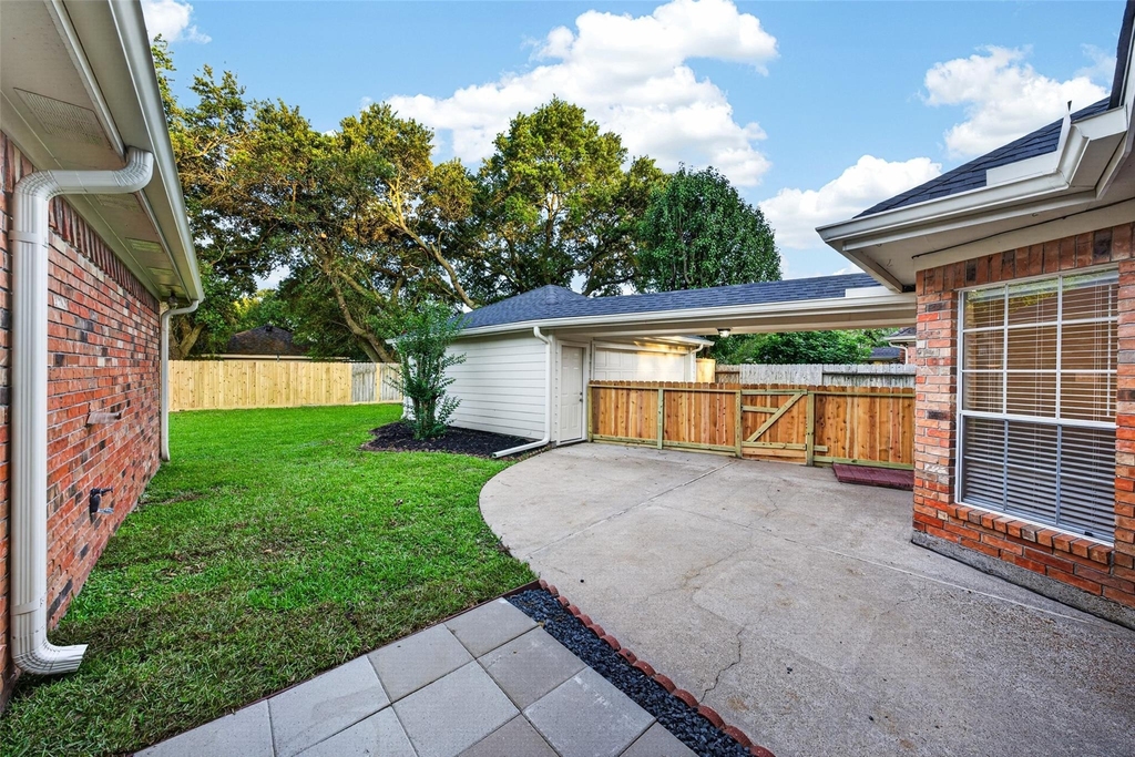 2015 Rosalyn Court - Photo 31