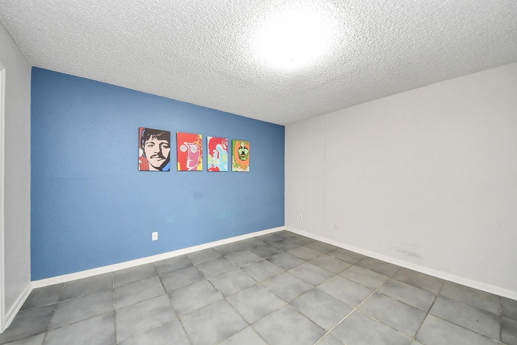 2750 Holly Hall Street - Photo 29
