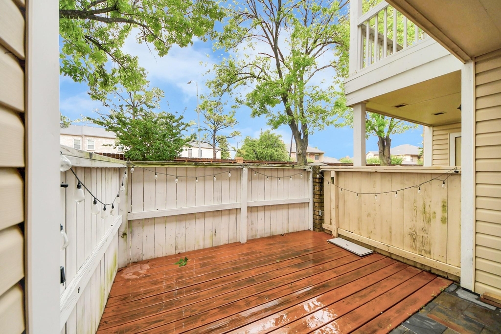 2750 Holly Hall Street - Photo 39