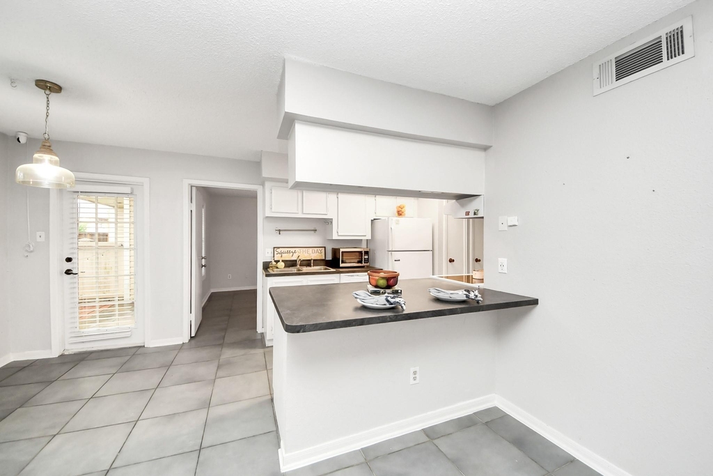 2750 Holly Hall Street - Photo 13