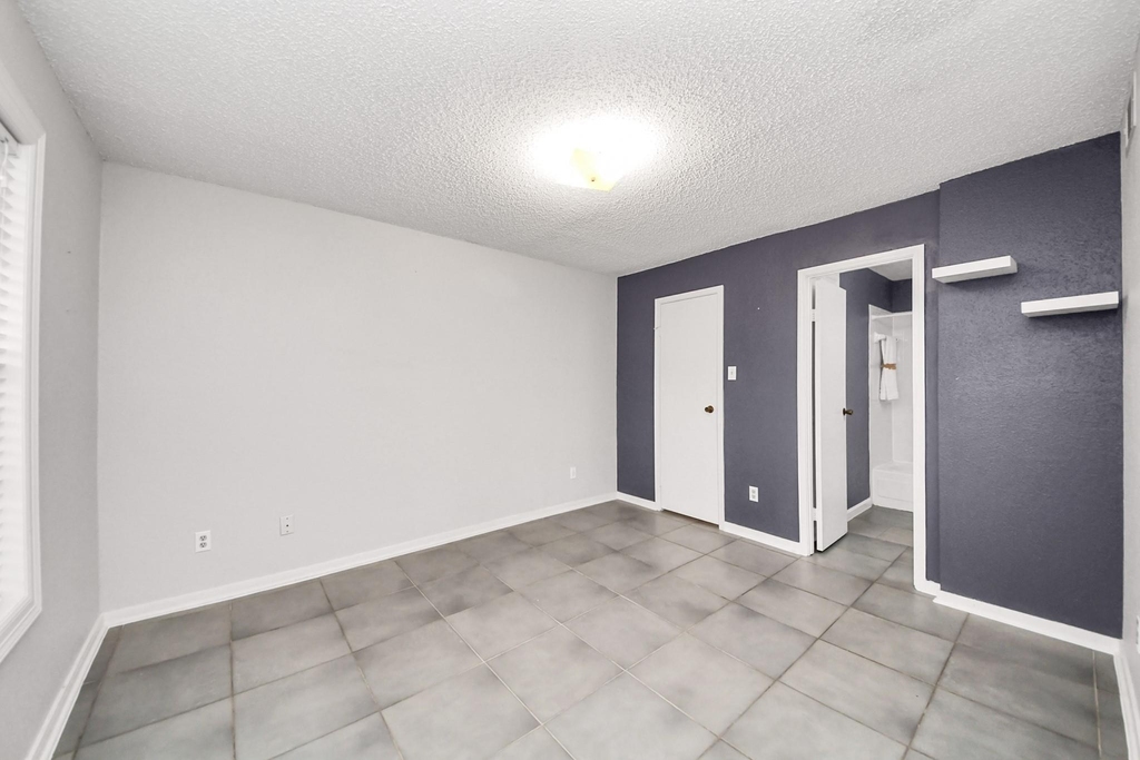 2750 Holly Hall Street - Photo 22