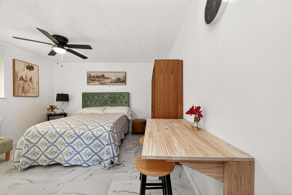 29403 Raestone Street - Photo 4