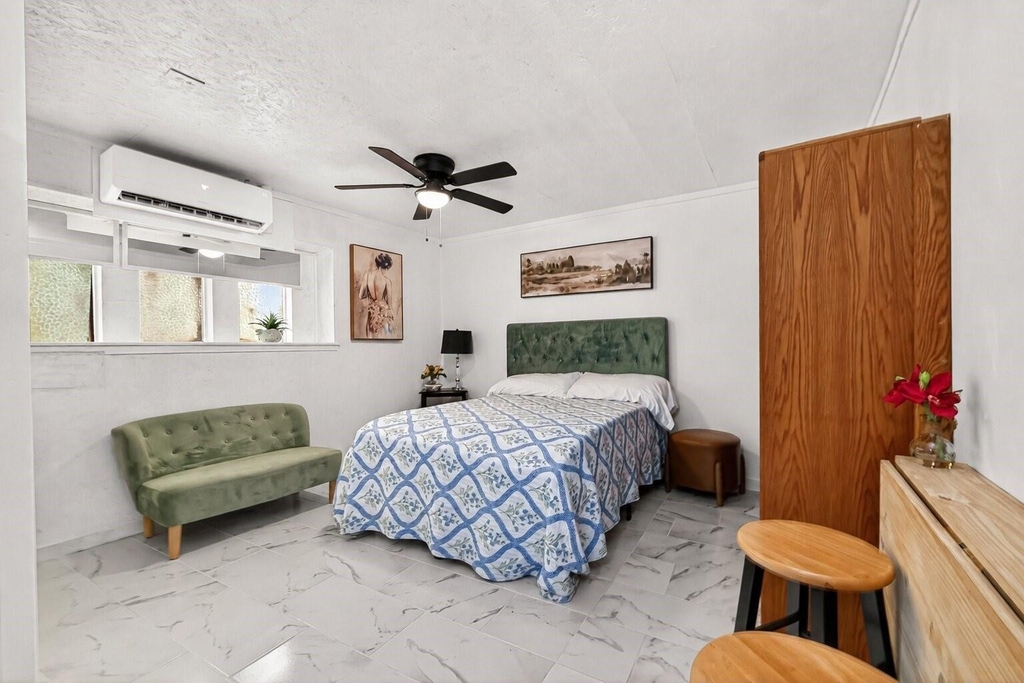 29403 Raestone Street - Photo 3