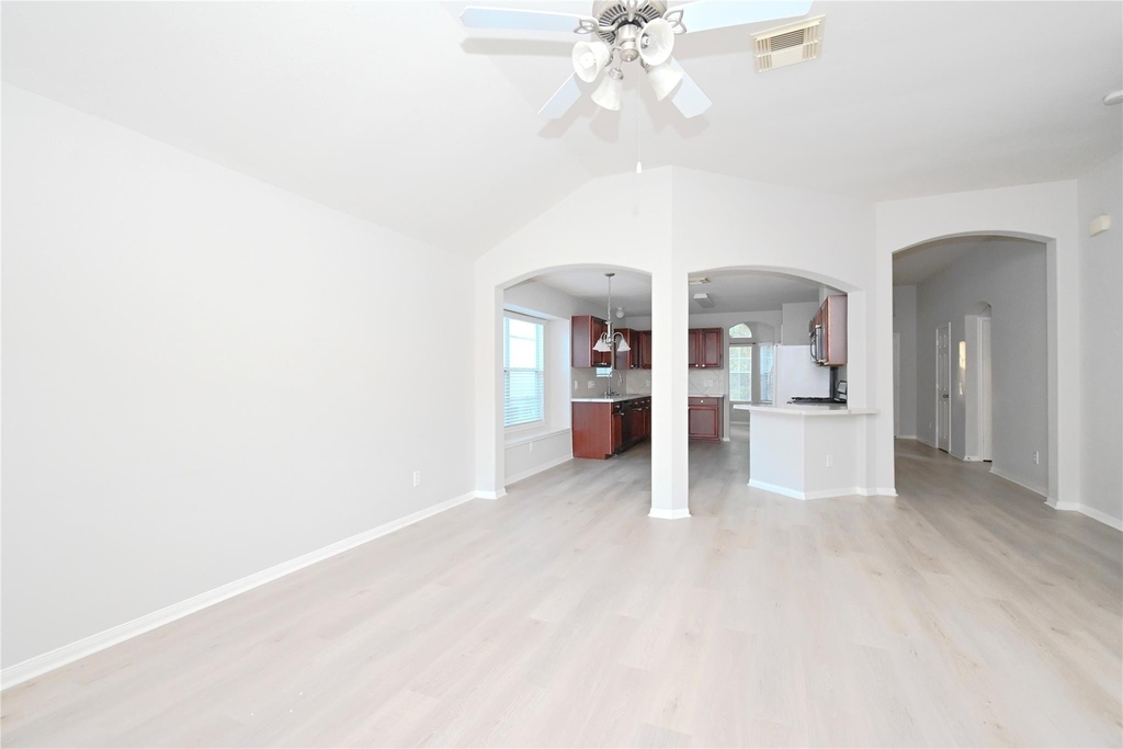 3111 Myrtle Ranch Drive - Photo 3