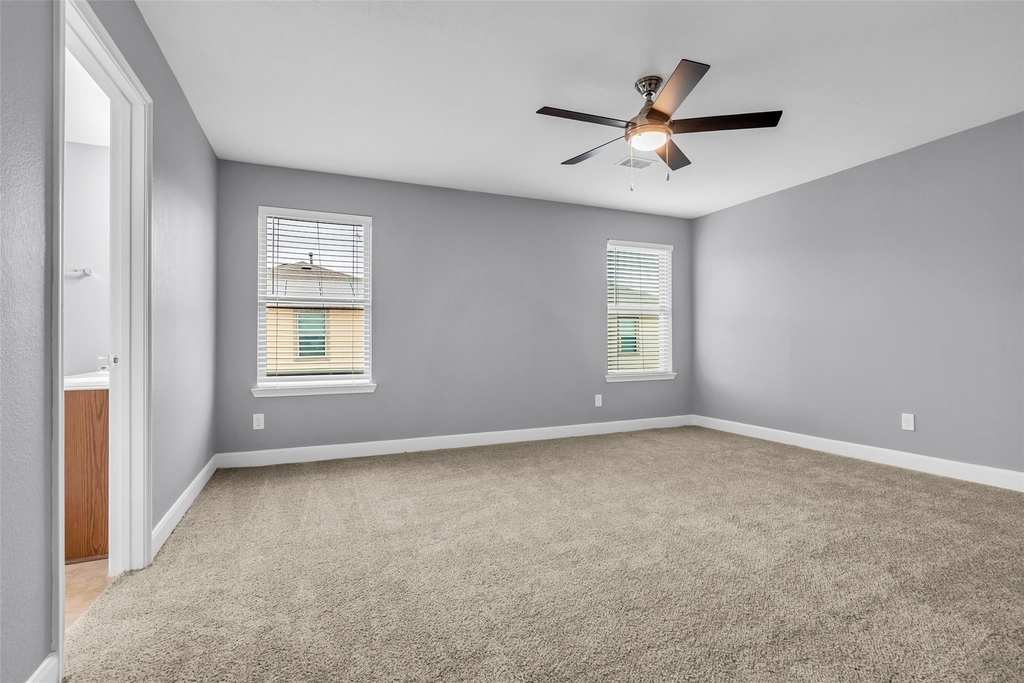 2707 Volute Court - Photo 16