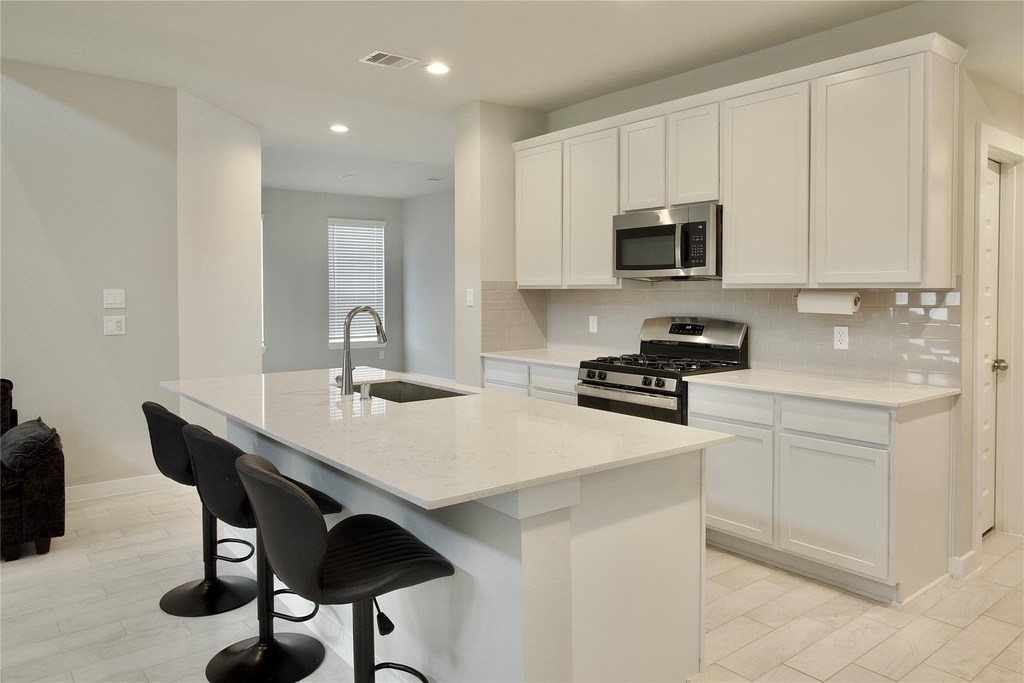 3207 Tilley Drive - Photo 10