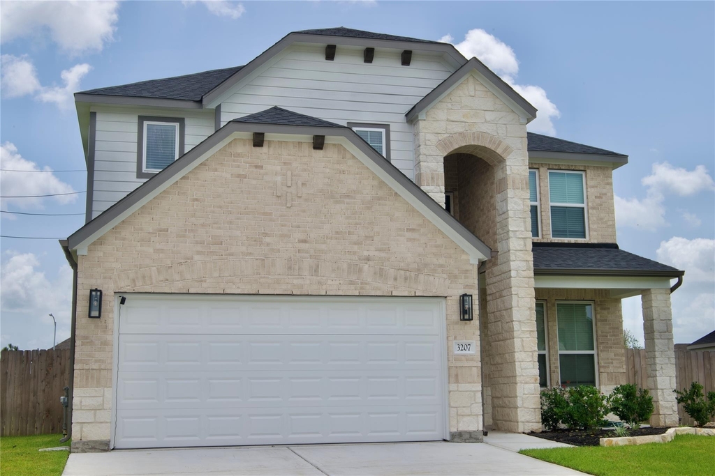 3207 Tilley Drive - Photo 2