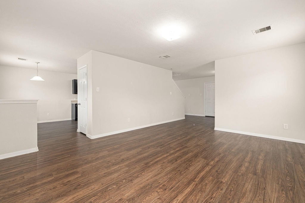 21415 Partha Way - Photo 16