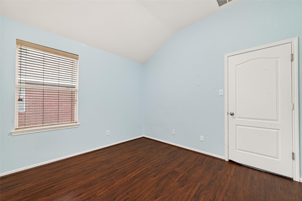 16107 Hitching Post Court - Photo 33