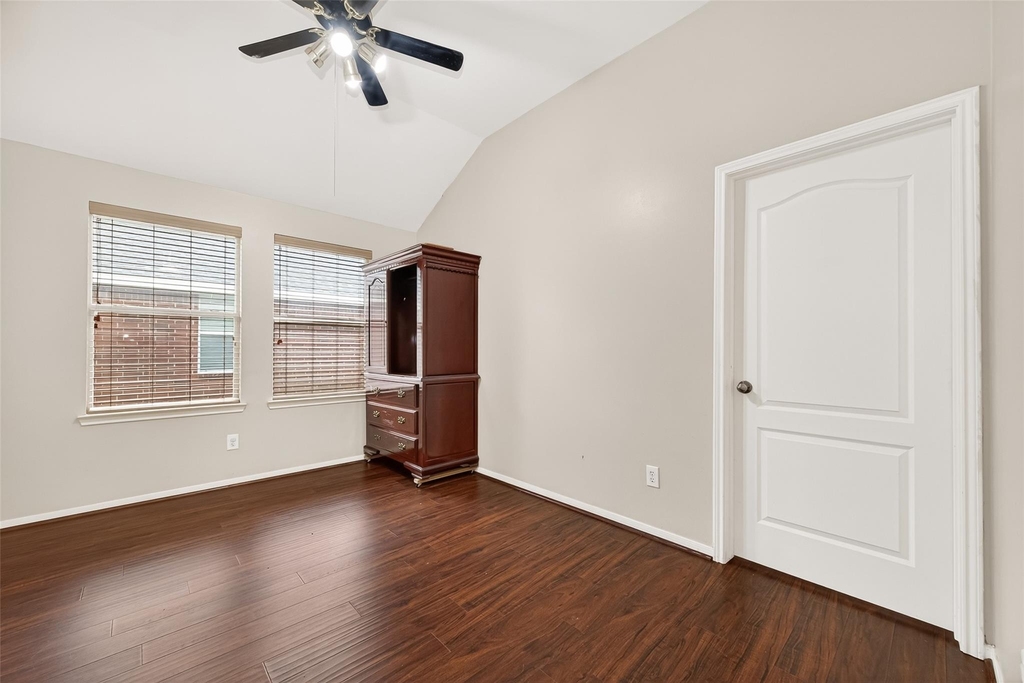 16107 Hitching Post Court - Photo 24