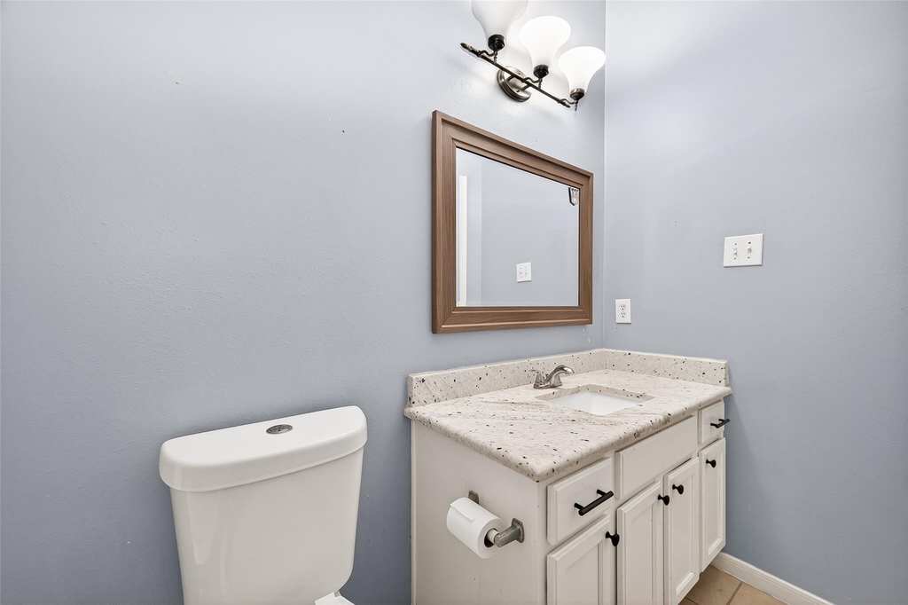 16107 Hitching Post Court - Photo 37