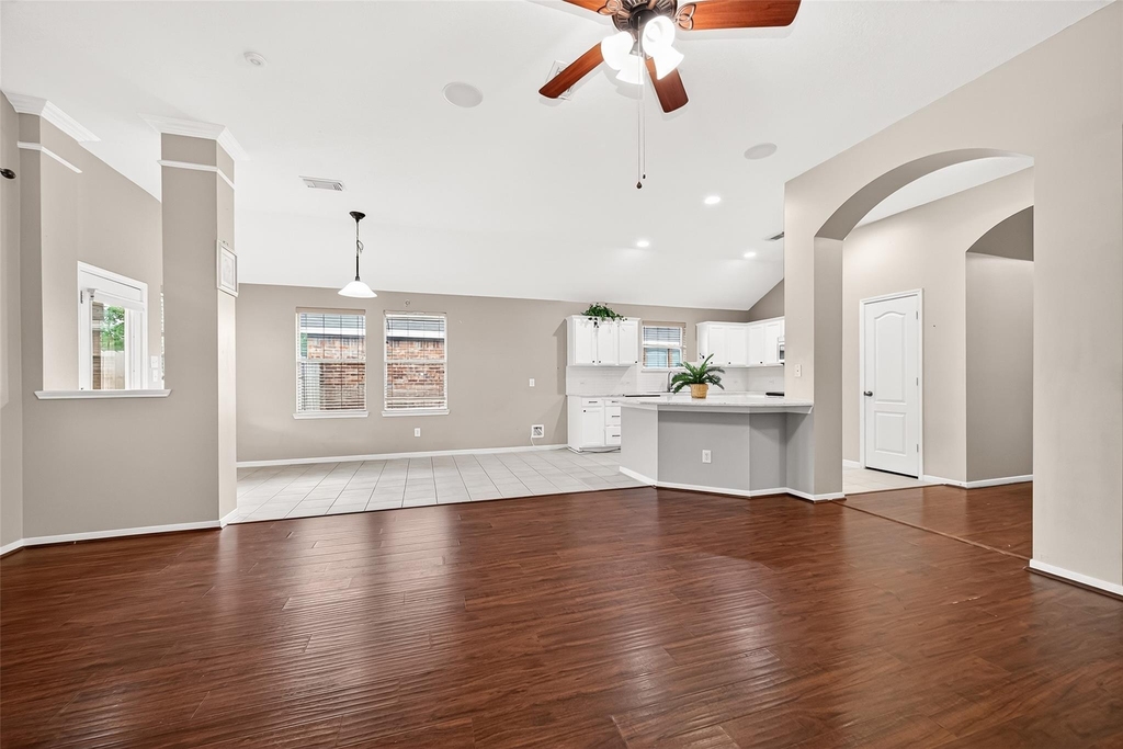 16107 Hitching Post Court - Photo 4