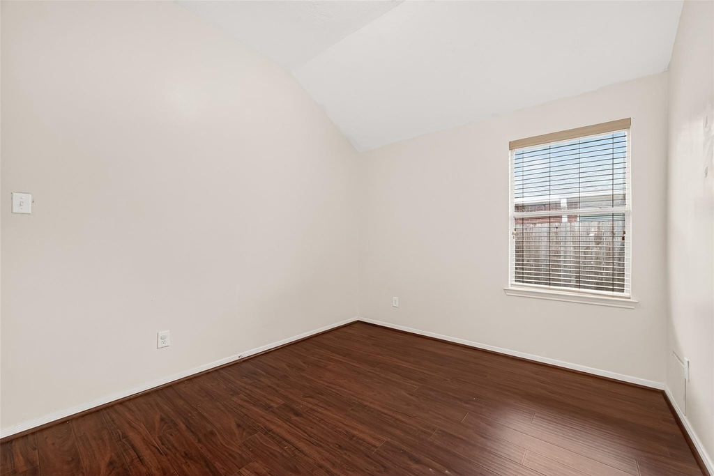 16107 Hitching Post Court - Photo 31