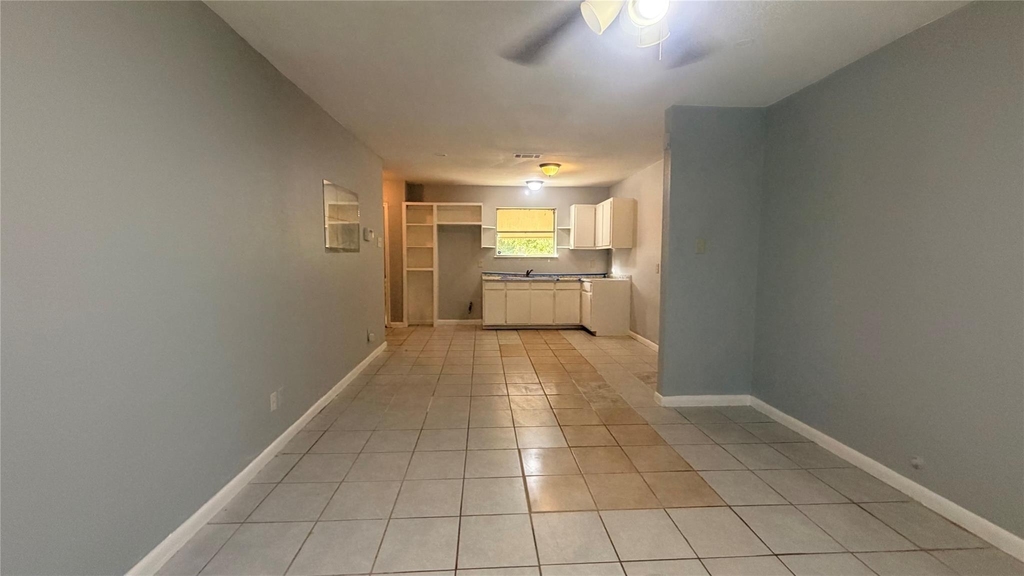 3007 Akard Street - Photo 1