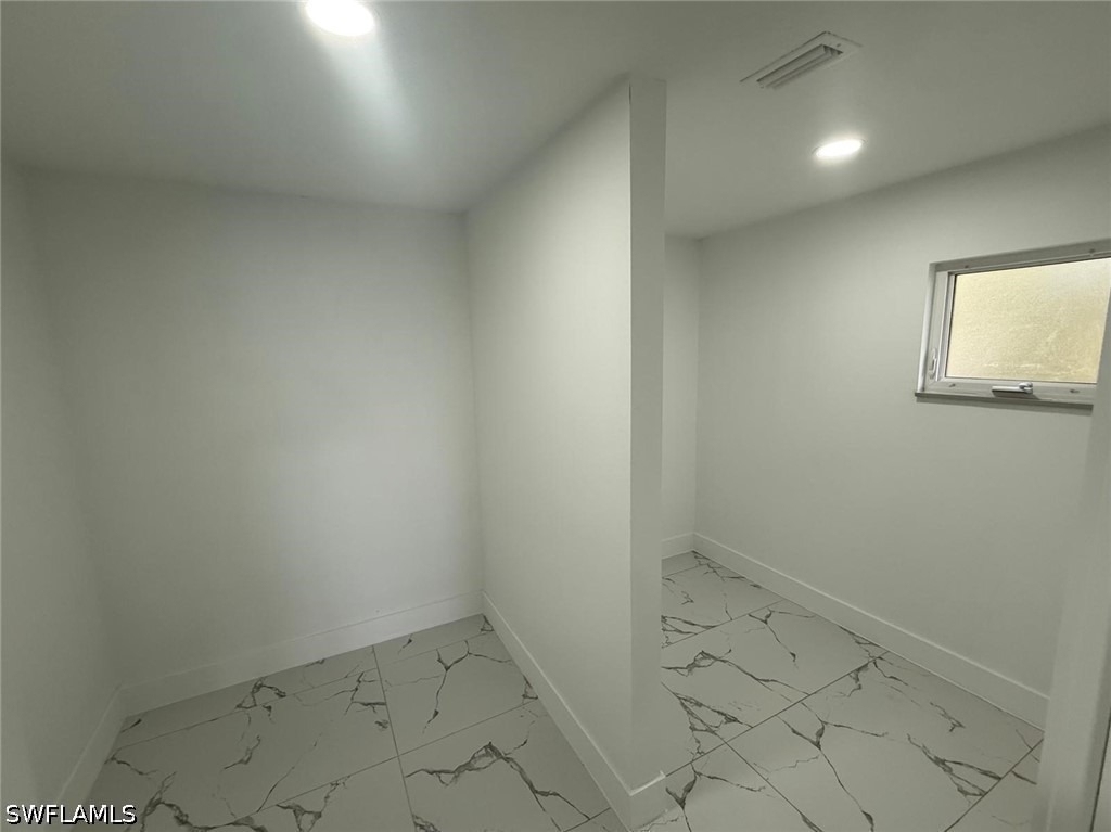 111 E North Shore Avenue - Photo 18