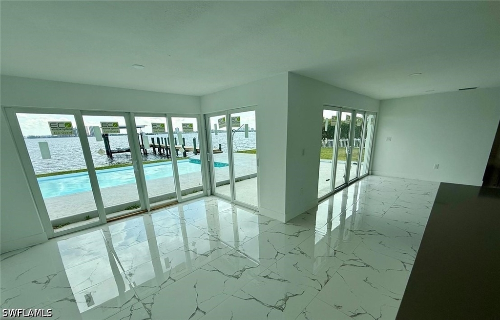 111 E North Shore Avenue - Photo 10
