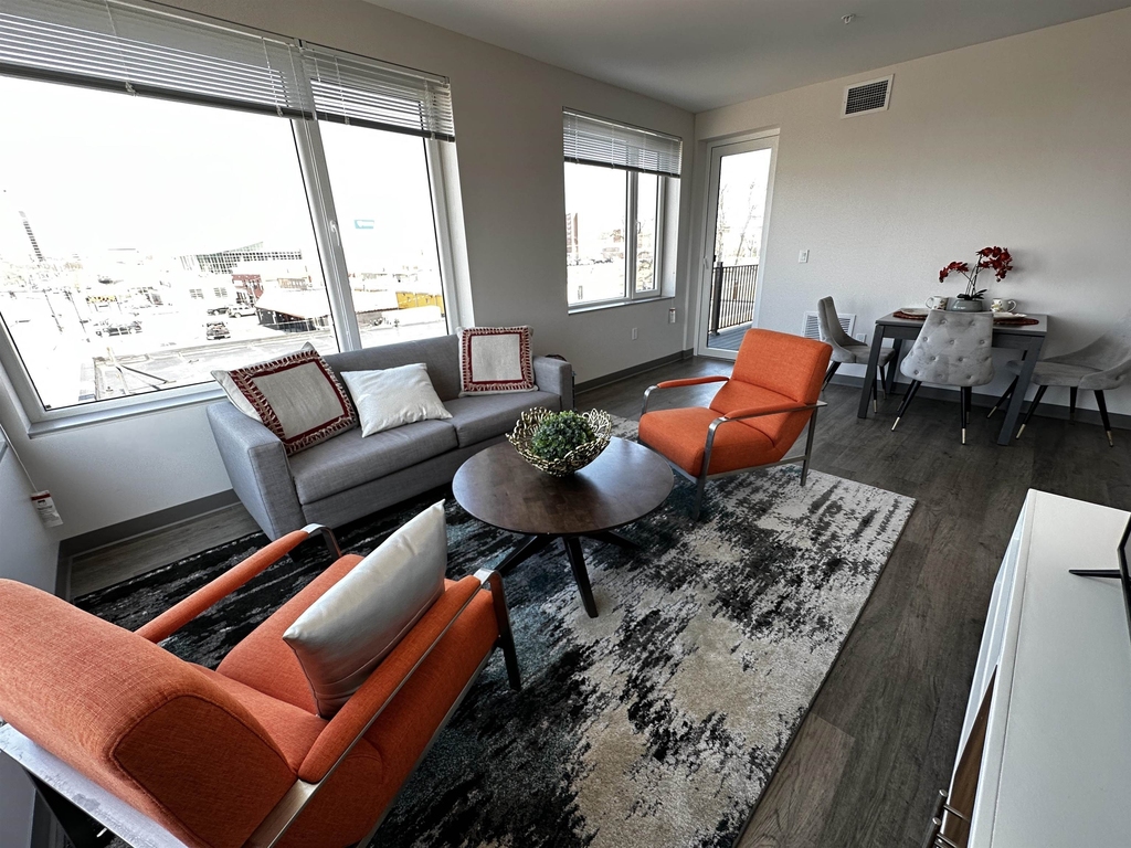 409 Elm - Photo 11