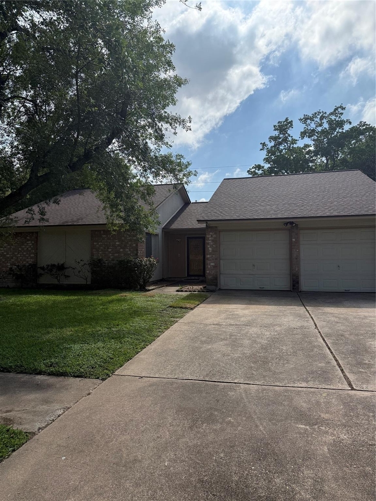262 Coppersmith Drive - Photo 0