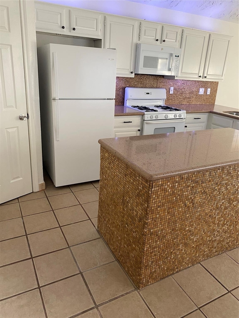 2023 Havenhouse Drive - Photo 13