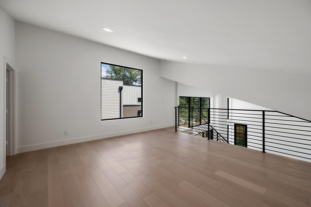 1502 Primrose Street - Photo 29