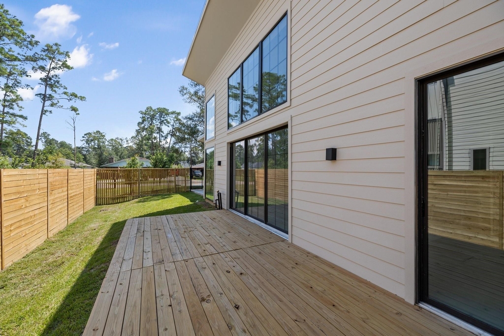 1502 Primrose Street - Photo 5