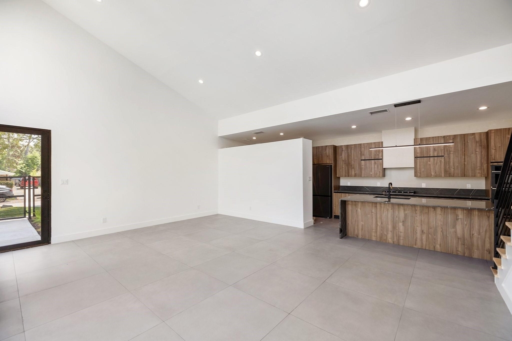 1502 Primrose Street - Photo 10