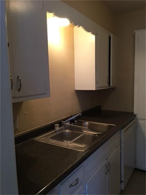 275 N 7th Street - Photo 3