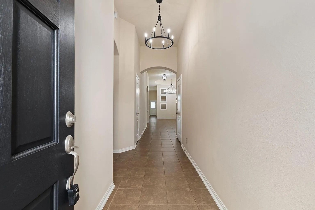 16007 David Hill Lane - Photo 2