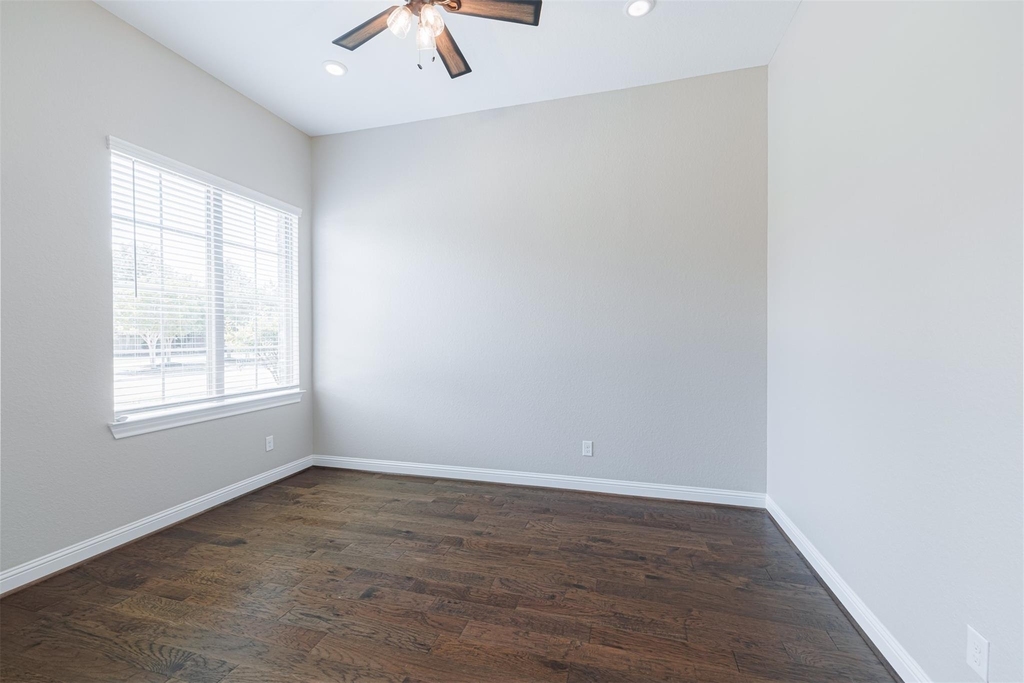1803 Pepper Grove Lane - Photo 11