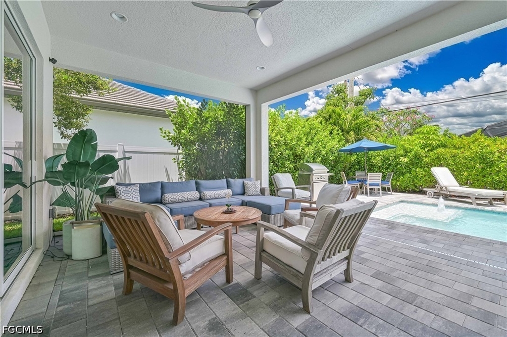 693 105th Avenue N - Photo 8